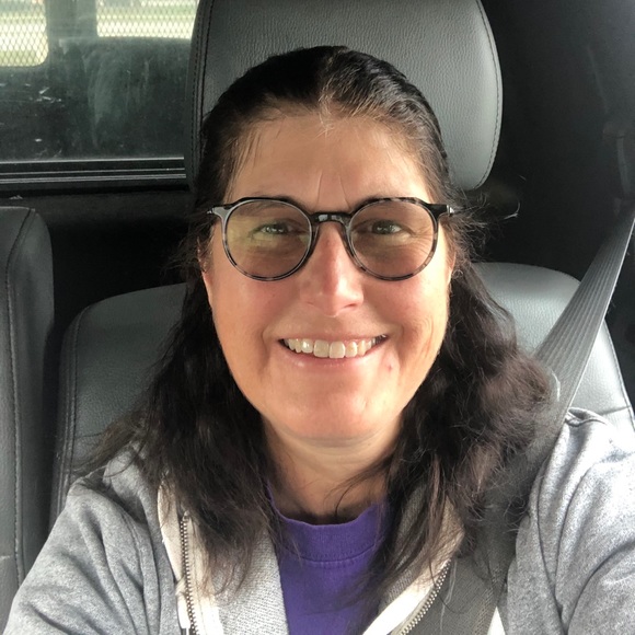 Meet your Posher, Linda - Picture 1 of 1